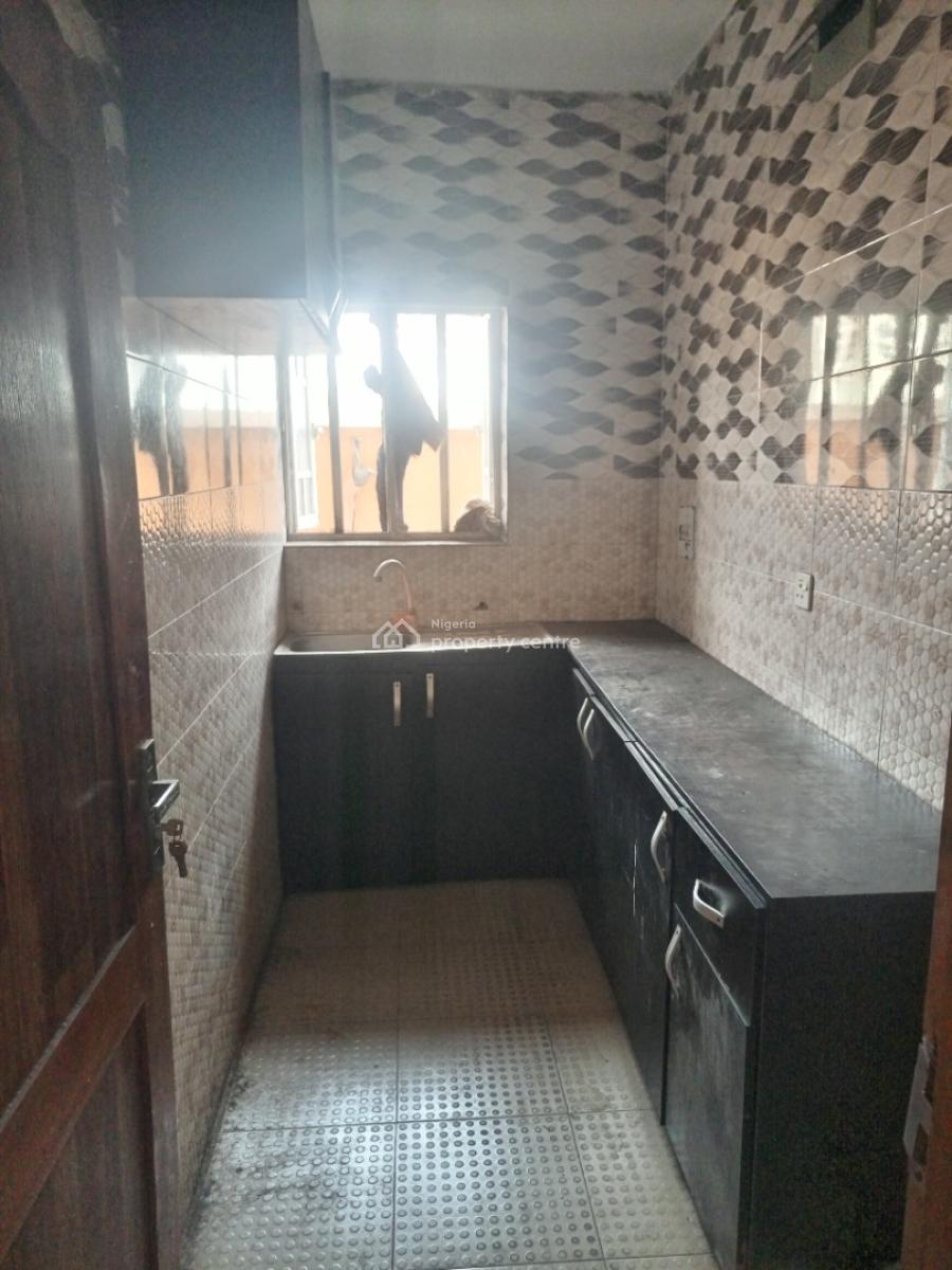 Portable 2 Bedroom Apartment in an Estate and Very Close to The Expres, Bogije, Ibeju Lekki, Lagos, House for Rent
