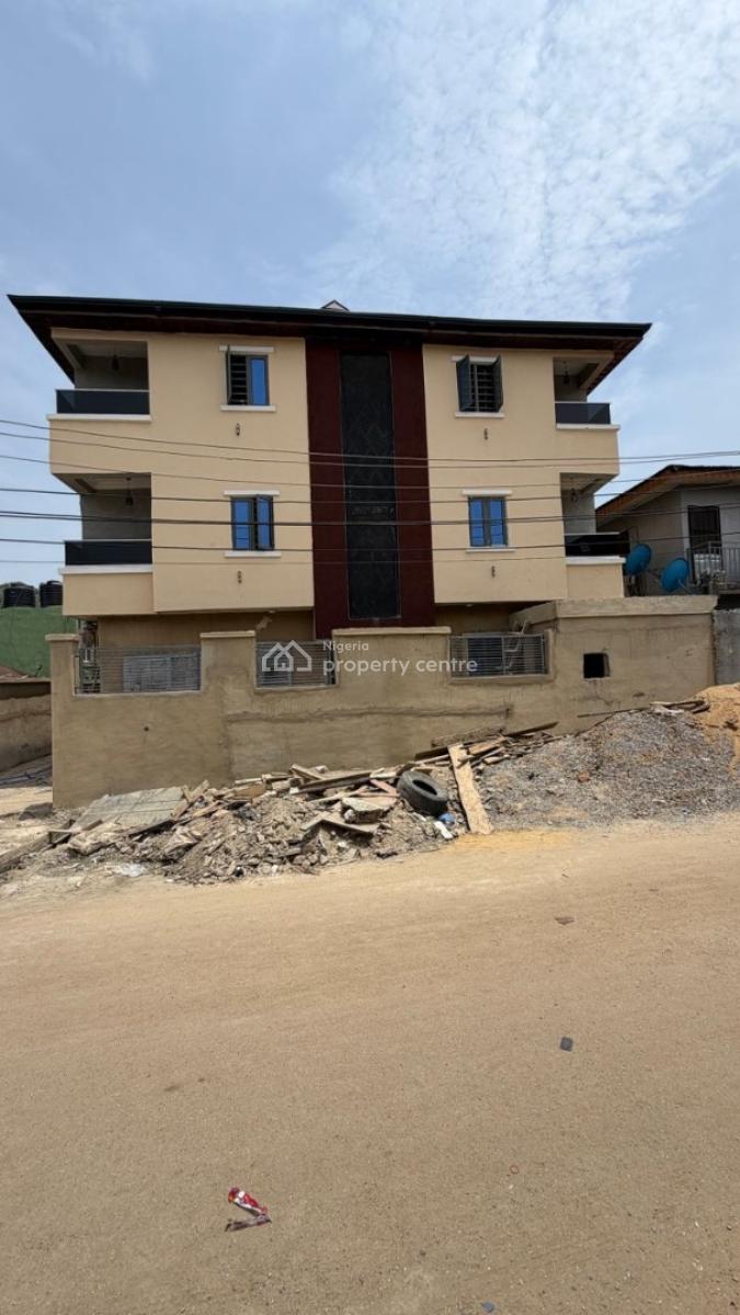 One Bedroom Apartment in a Serene Neighborhood, Own an Apartment for Rental Yield on a 17yrs Long Leasehold, Yaba, Lagos, Flat / Apartment for Sale