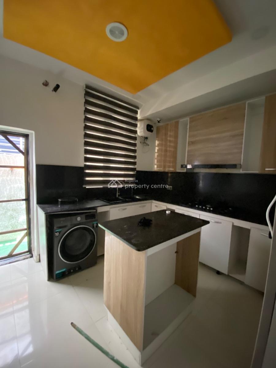 Masters Room and Parlor Sharing Kitchen with Solar (read Details), Orchid Road, Lekki, Lagos, Mini Flat (room and Parlour) for Rent