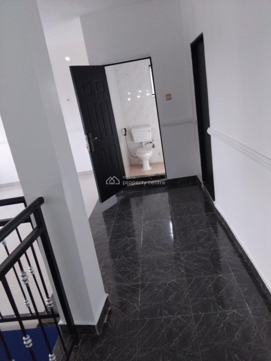 2bedroom Flat Available.., 23 Grace Street Muniru Estate Ogombo Ajah, Ogombo, Ajah, Lagos, Flat / Apartment for Rent