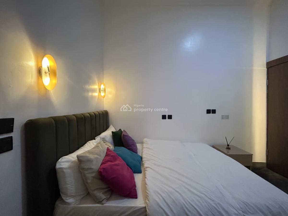 Servic D and Fully Furnished Studio Apartment, Phase 1, Lekki, Lagos, Self Contain (single Rooms) for Rent