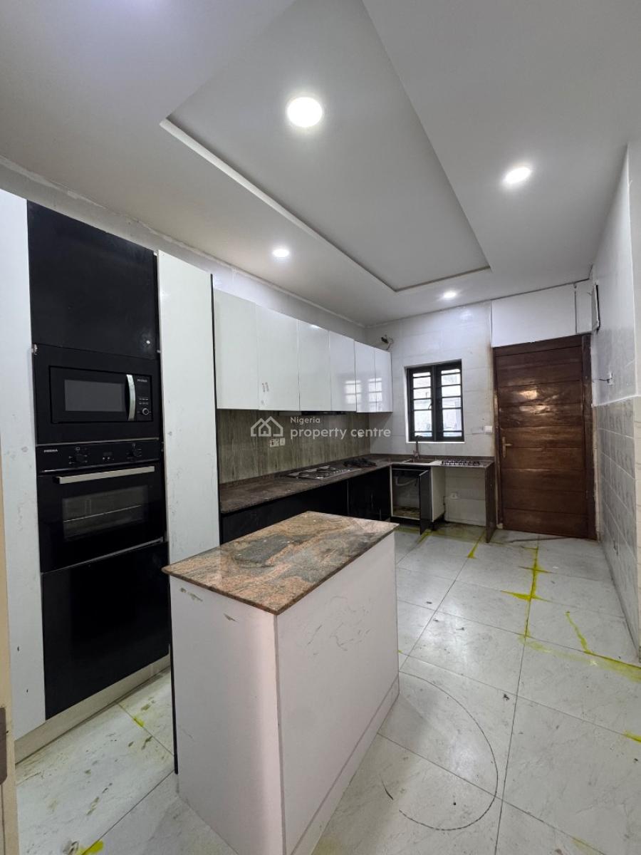 𝐌𝐀𝐈𝐍𝐓𝐀𝐈𝐍𝐄𝐃 4 𝐁𝐄𝐃𝐑𝐎𝐎𝐌 𝐒𝐄𝐌𝐈 𝐃𝐄𝐓𝐀𝐂𝐇𝐄𝐃, Ikate, Lekki, Ikate, Lekki, Lagos, Semi-detached Duplex for Rent