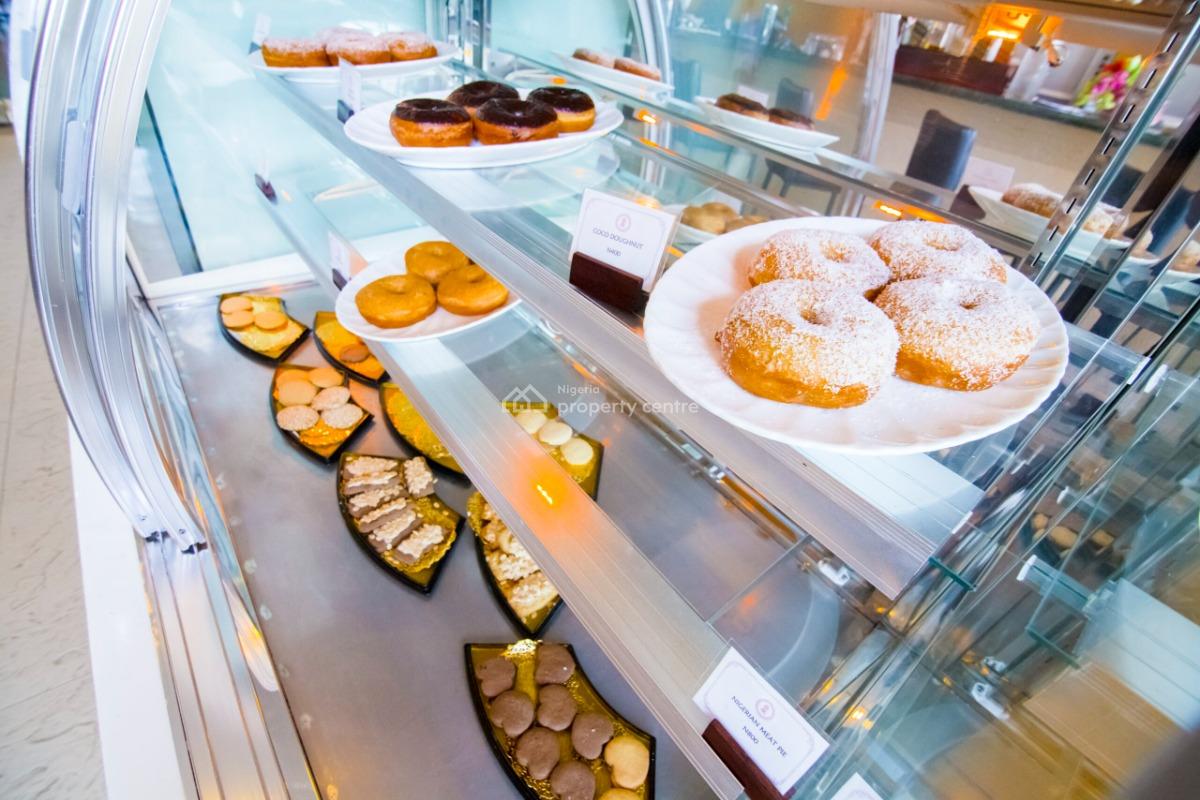 Luxury Commercial Hotel, Victoria Island (vi), Lagos, Hotel / Guest House for Sale