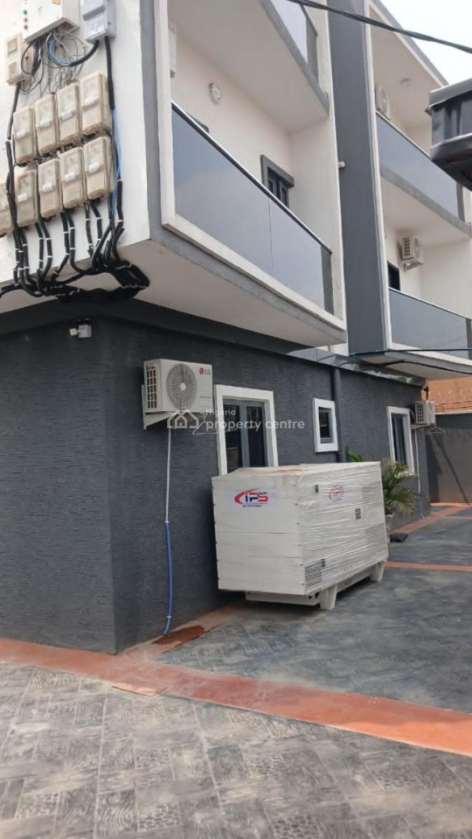 Lovely 3bedroom Flat, Off College Road, Ogba, Ikeja, Lagos, Flat / Apartment for Rent