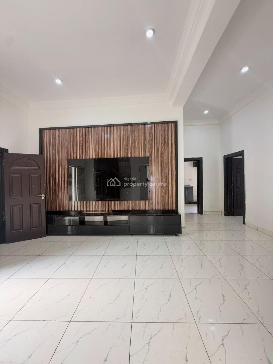 2 Bedroom Apartment, 3rd Avenue Gwarinpa Abuja, Gwarinpa, Abuja, Flat / Apartment for Rent