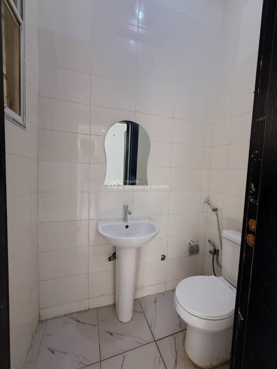 2 Bedroom Apartment, 3rd Avenue Gwarinpa Abuja, Gwarinpa, Abuja, Flat / Apartment for Rent