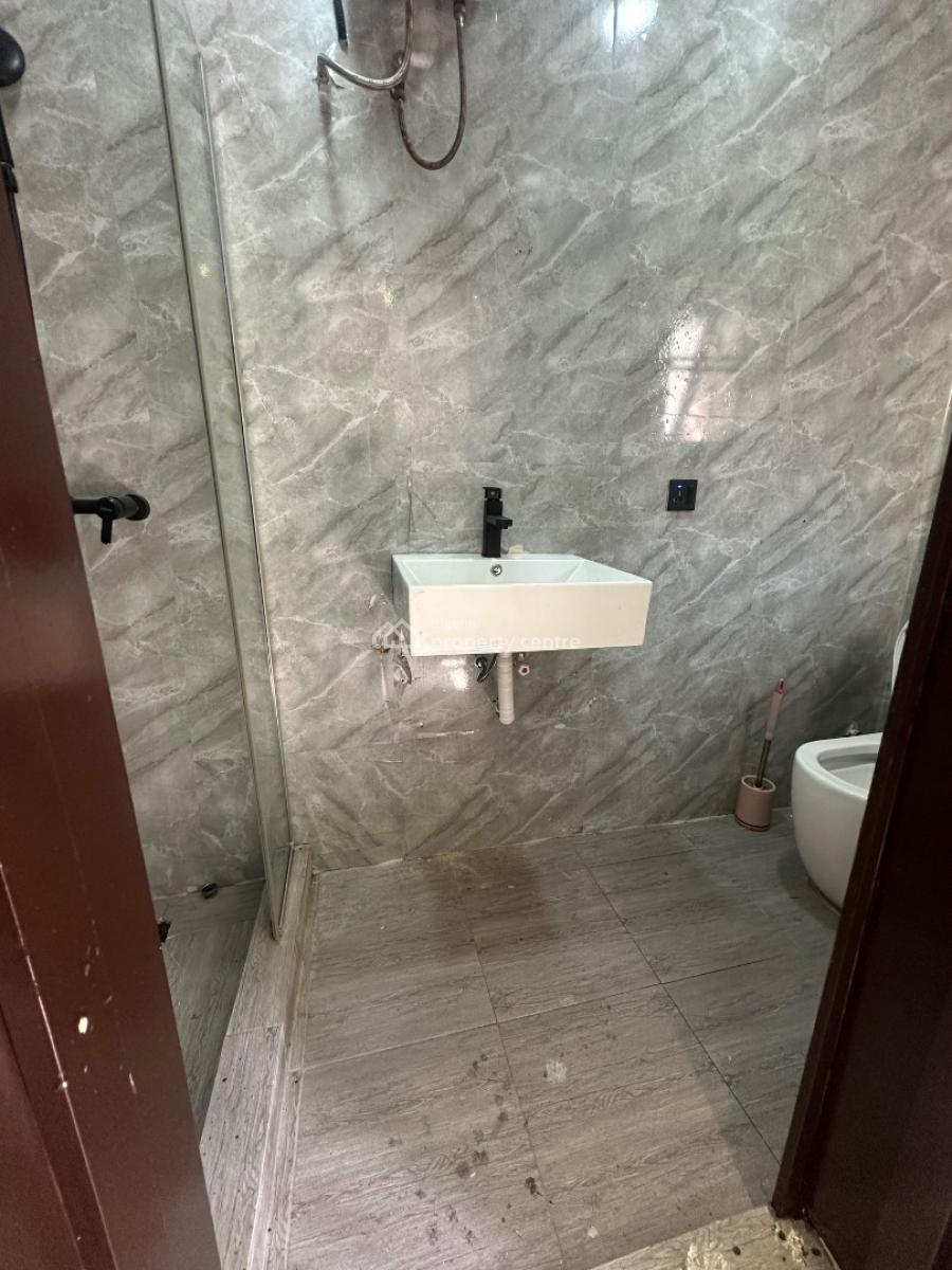 Fully Serviced 2bedroom Apartment, Off Spg Road Ologolo, Lekki, Lagos, Flat / Apartment for Rent