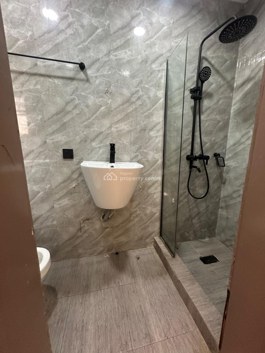 Fully Serviced 2bedroom Apartment, Off Spg Road Ologolo, Lekki, Lagos, Flat / Apartment for Rent