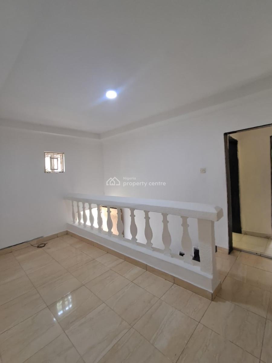 2-bedroom Flat Upstairs, New Road Alpha Beach, Chevron Lekki, Lekki, Lagos, Flat / Apartment for Rent