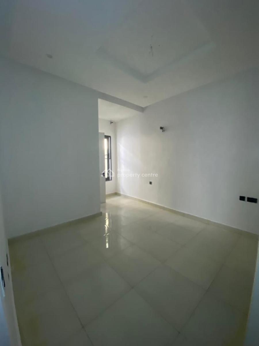 Well Maintained 4 Bedroom at  Jakande Platinum Way, Jakande, Lekki, Lagos, Terraced Duplex for Rent