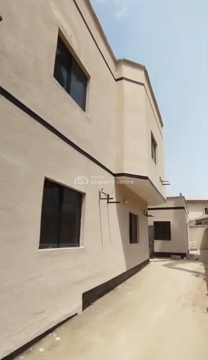 5 Bedroom Semi Detached Duplex with a 2 Bedroom Flat Chalet, Wuse 2, Wuse 2, Abuja, Semi-detached Duplex for Rent