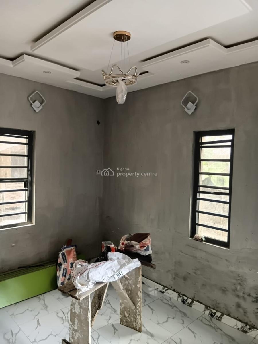 Spacious Miniflat, Igbogbo, Ikorodu, Lagos, Flat / Apartment for Rent