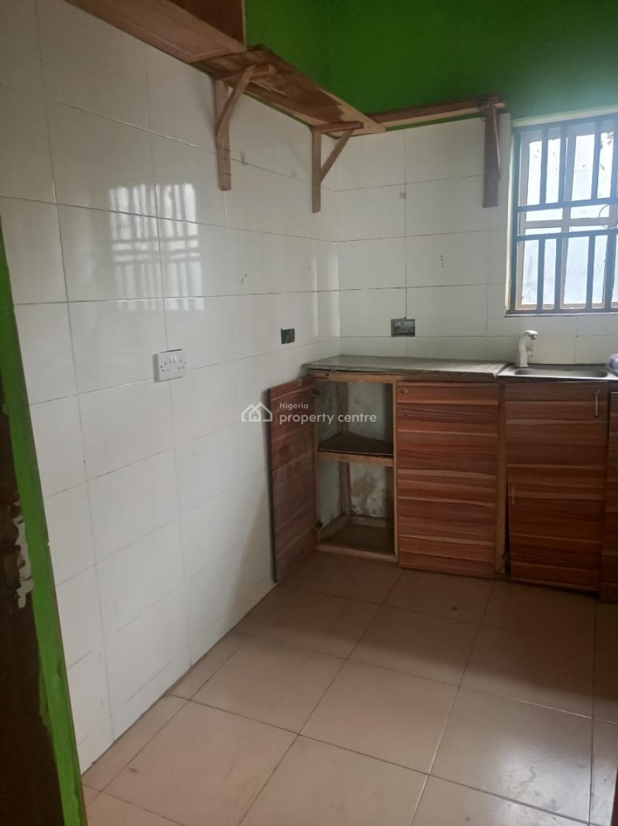 Comfortable Mini Flat with 2 Toilets, Before Highland Estate Magboro, Magboro, Ogun, Mini Flat (room and Parlour) for Rent