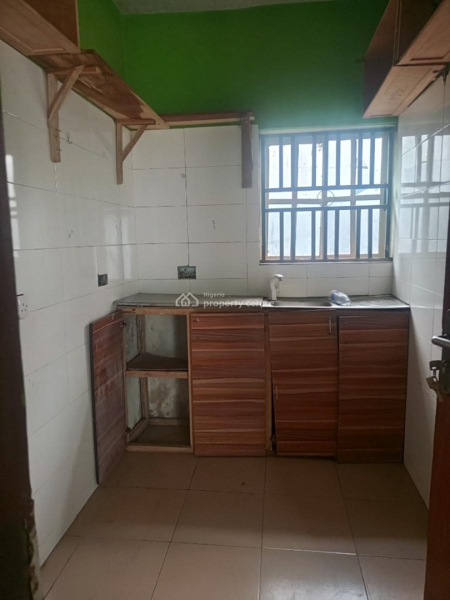 Comfortable Mini Flat with 2 Toilets, Before Highland Estate Magboro, Magboro, Ogun, Mini Flat (room and Parlour) for Rent