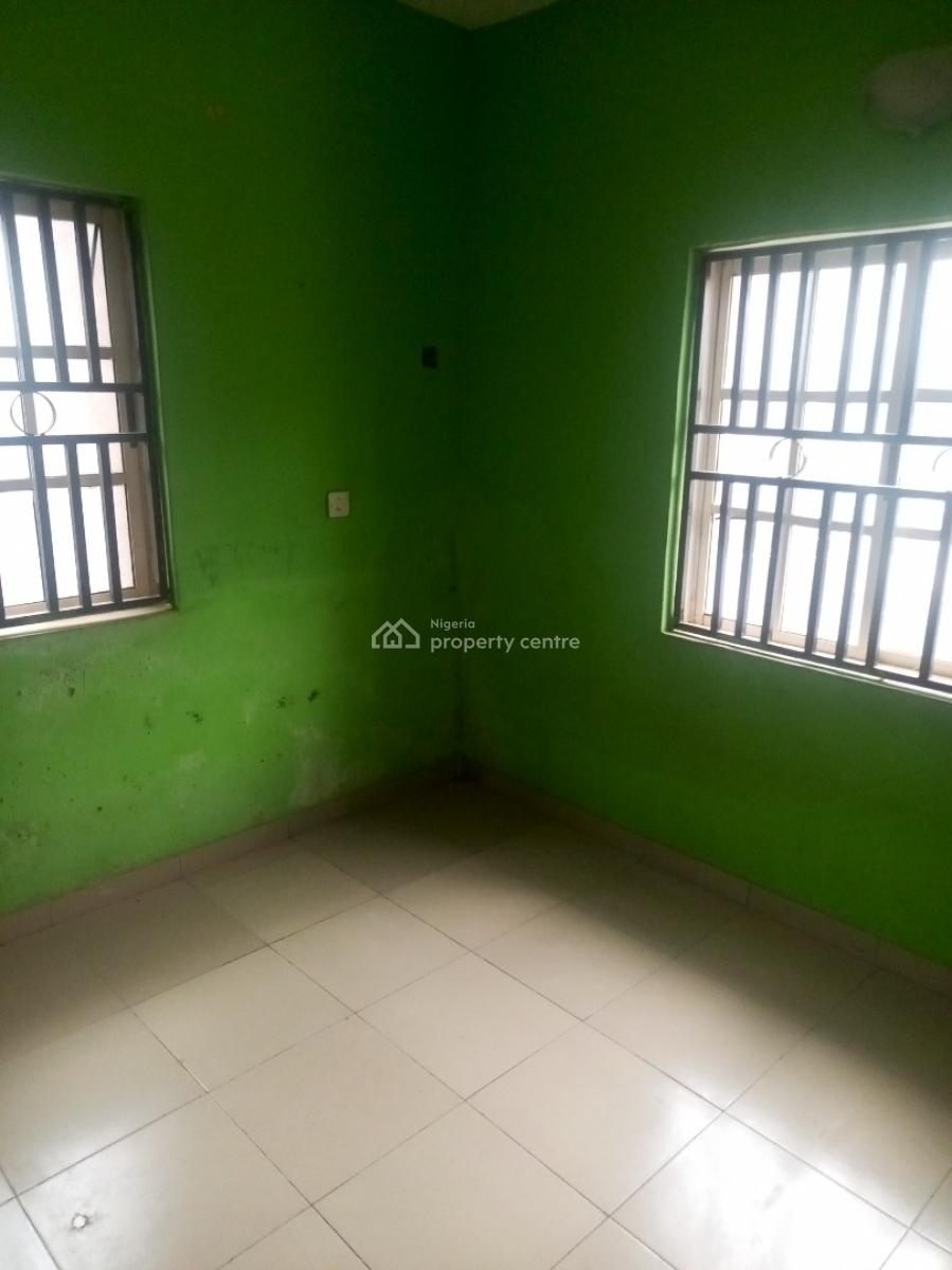 Comfortable Mini Flat with 2 Toilets, Before Highland Estate Magboro, Magboro, Ogun, Mini Flat (room and Parlour) for Rent