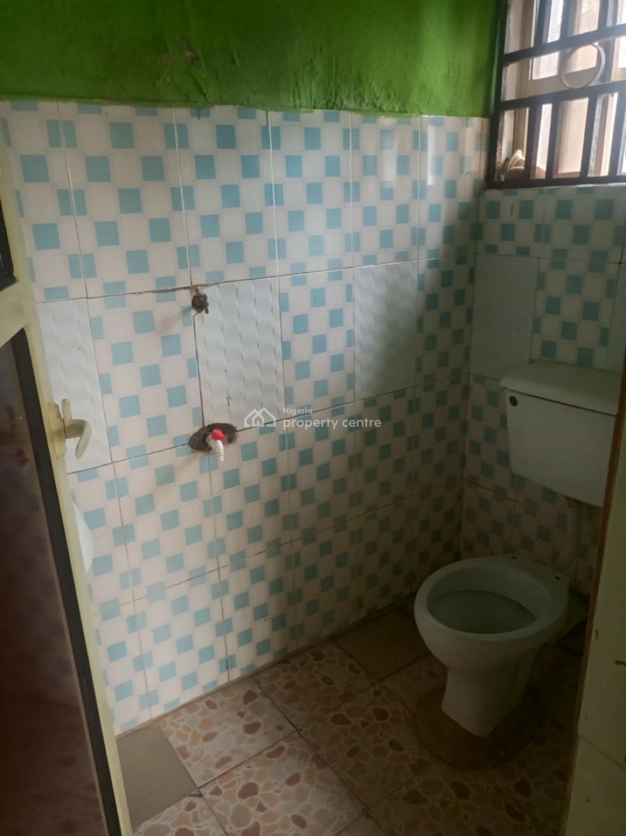 Comfortable Mini Flat with 2 Toilets, Before Highland Estate Magboro, Magboro, Ogun, Mini Flat (room and Parlour) for Rent