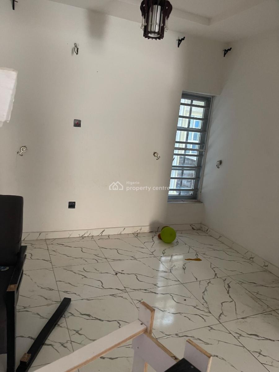 2 Bedrooms Apartment, Ire, Ogombo, Ajah, Lagos, Flat / Apartment for Rent