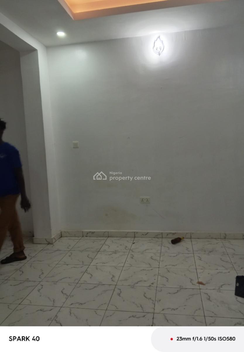 Neatly Used Miniflat Apartment Only Downstairs Available, Awoyaya New Road 2nd Baale Rd, Awoyaya, Ibeju Lekki, Lagos, Mini Flat (room and Parlour) for Rent