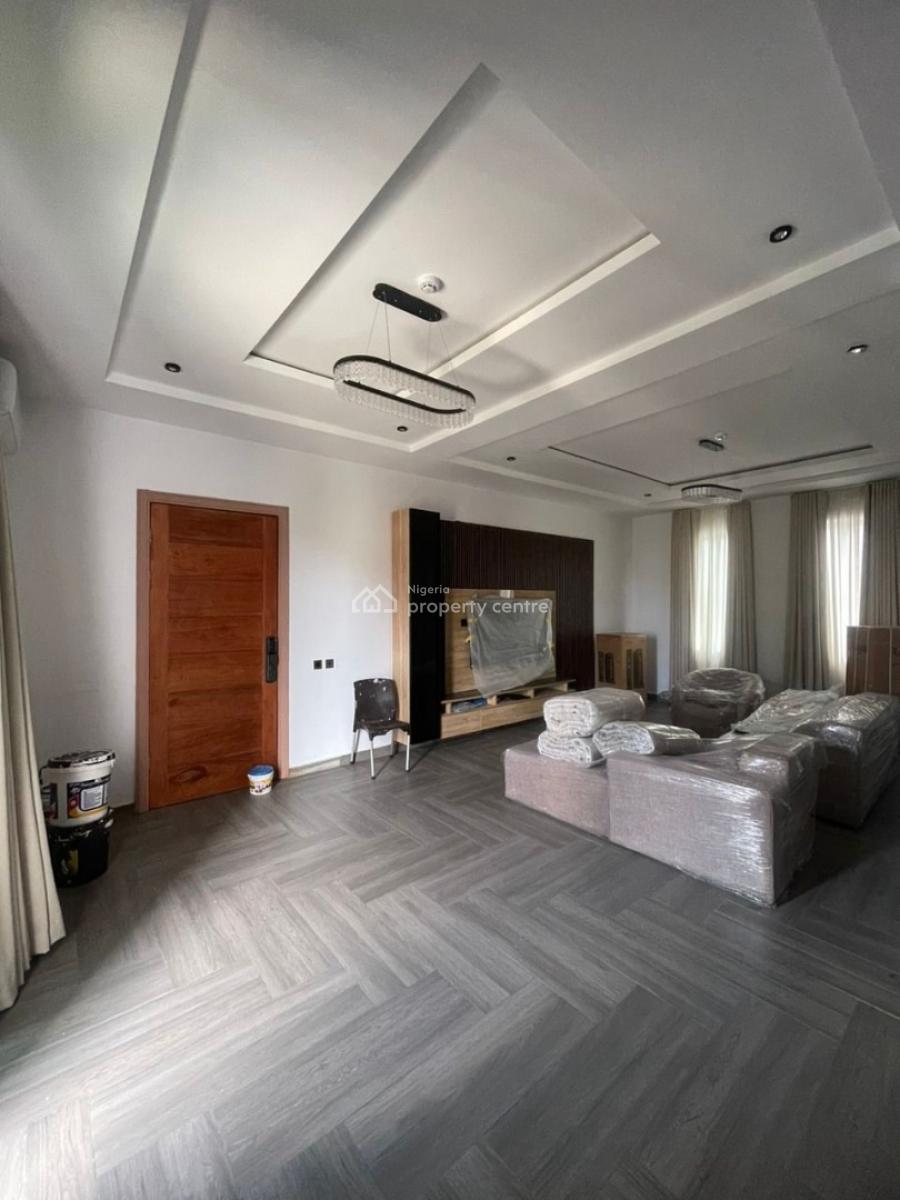 Tastefully Mini Flat Fully Serviced, The Property Located at Lekki Phase 1, Lekki, Lagos, Mini Flat (room and Parlour) for Rent