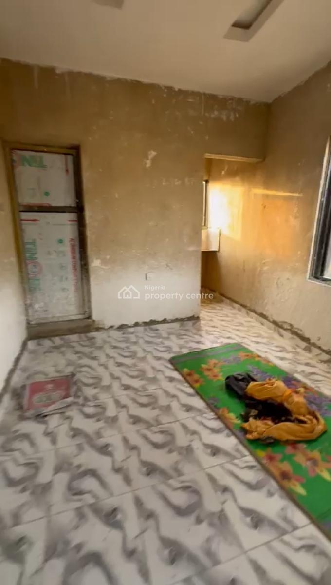 Newly Built Roomself Contained Upstairs, Apata Street, Shomolu, Lagos, Flat / Apartment for Rent