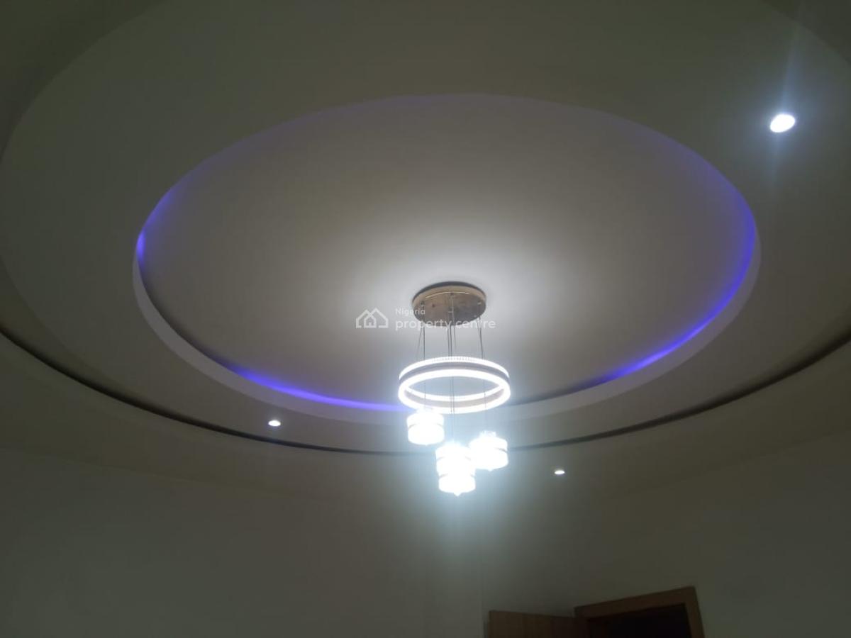 3 Bedroom Flat, Off Domino Pizza Ologolo Lekki Lagos, Ologolo, Lekki, Lagos, Flat / Apartment for Rent