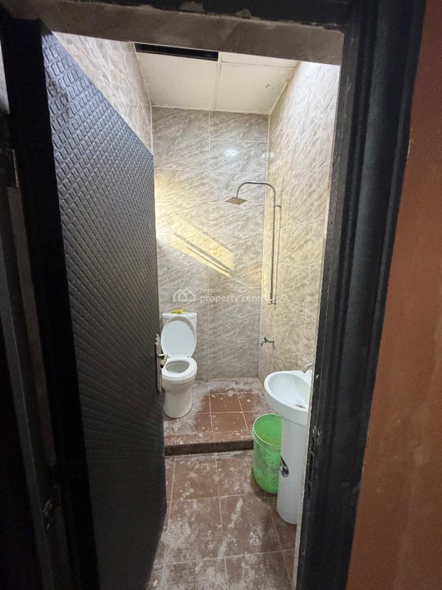 Decent Studio Apartment Without Kitchen, Alpha Beach Road, Igbo Efon, Lekki, Lagos, Self Contain (single Rooms) for Rent