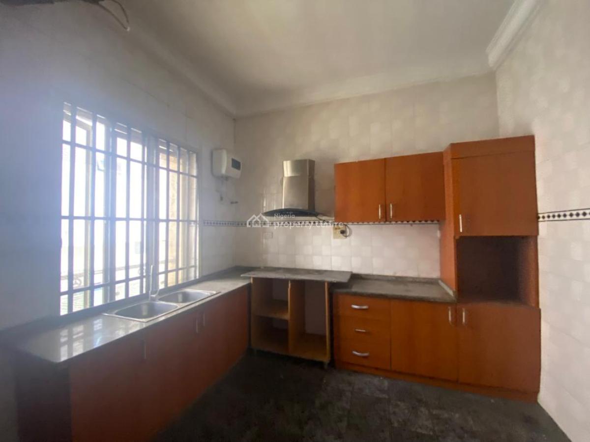 3 Bedroom Apartment with Bq, Chevron, Lekki, Lagos, Flat / Apartment for Rent