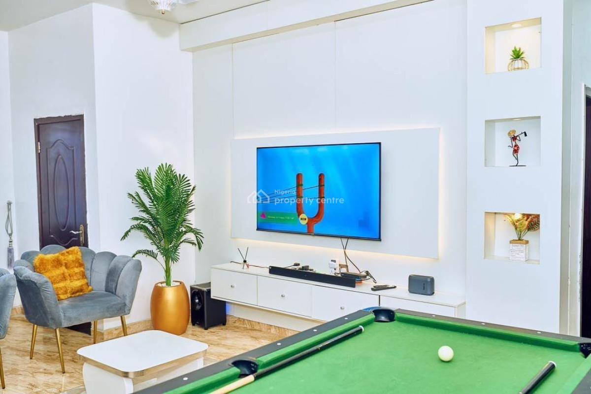 Fully Furnished 2 Bedroom Apartment, Up Floor, Ologolo, Lekki, Lagos, Flat / Apartment for Rent