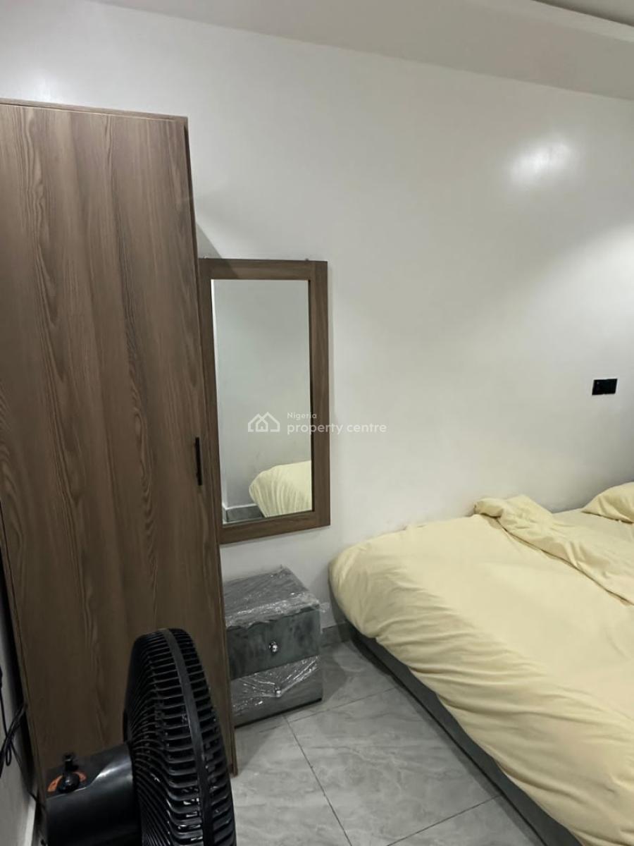 Apartmentswithgreen Palm Miniflat 1 Bedroom, Soyinka Street, Lad-lak, Shomolu, Lagos, Flat / Apartment Short Let