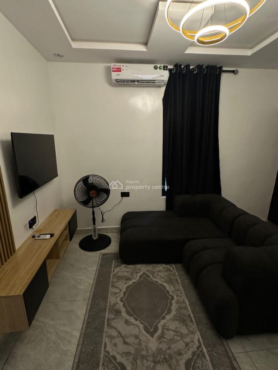 Apartmentswithgreen Silo Miniflat 1 Bedroom, Soyinka Street, Lad-lak, Shomolu, Lagos, Flat / Apartment Short Let
