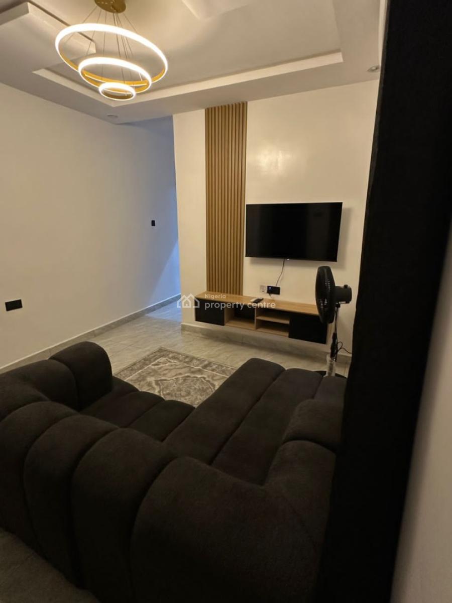 Apartmentswithgreen Silo Miniflat 1 Bedroom, Soyinka Street, Lad-lak, Shomolu, Lagos, Flat / Apartment Short Let