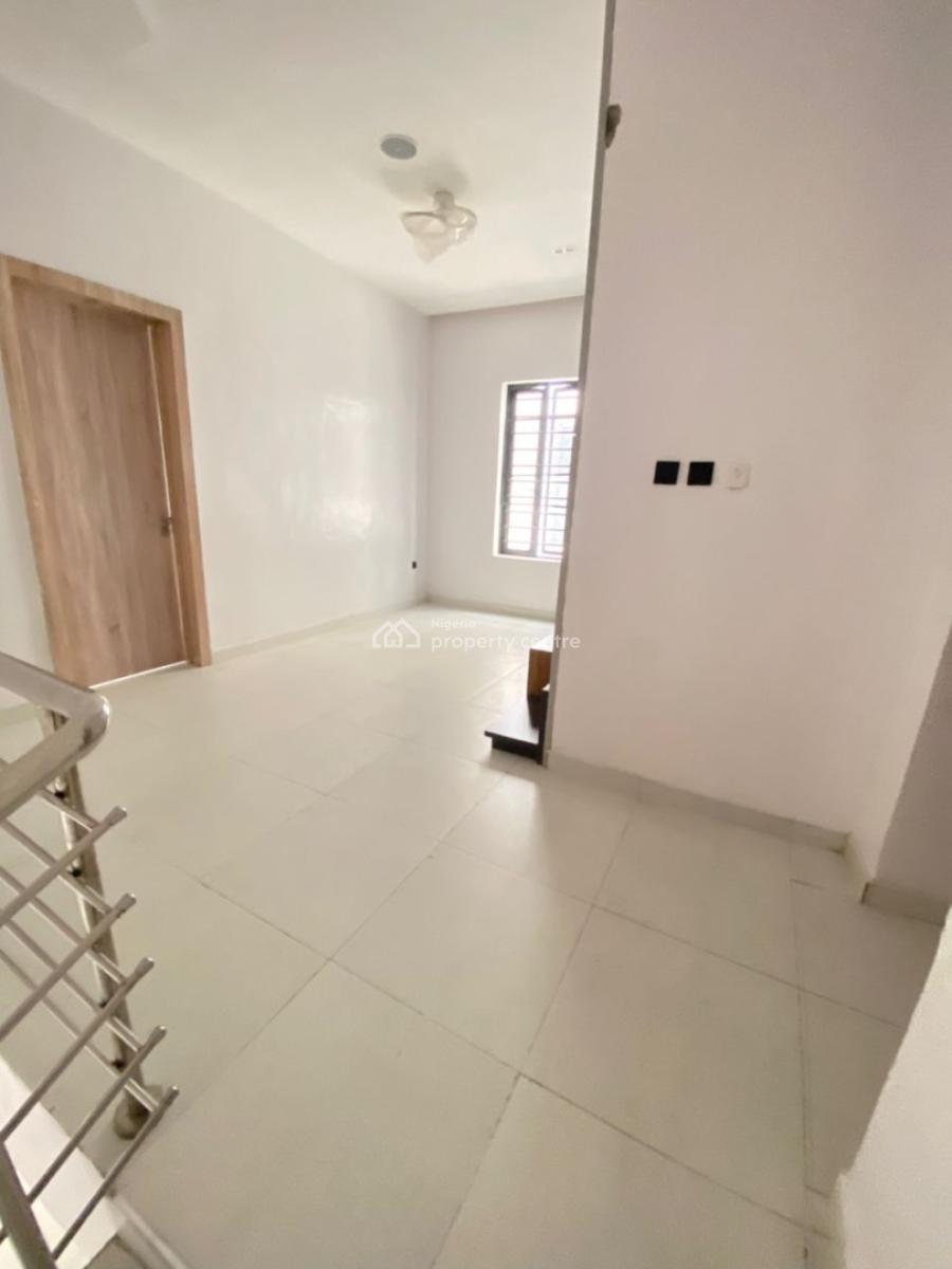 4 Bedrooms, Vgc, Lekki, Lagos, Semi-detached Duplex for Rent
