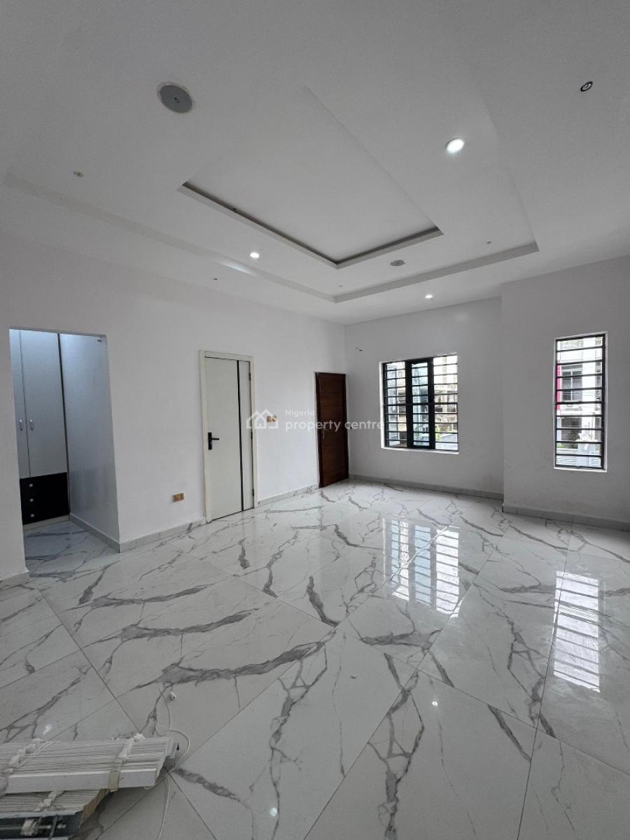 Well Maintained 4 Bedrooms Semi-detached Duplex with Bq, Ikate, Lekki, Lagos, Semi-detached Duplex for Rent