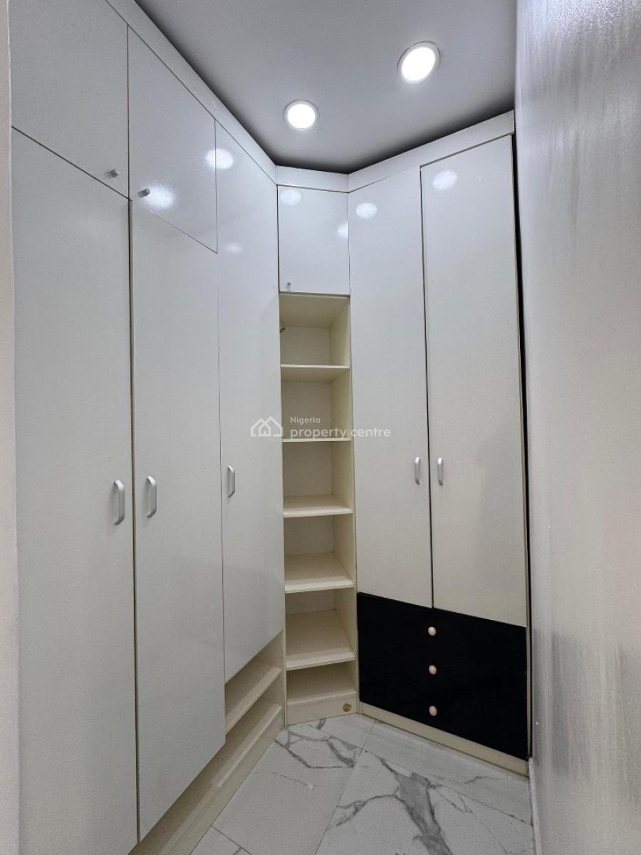 Well Maintained 4 Bedrooms Semi-detached Duplex with Bq, Ikate, Lekki, Lagos, Semi-detached Duplex for Rent