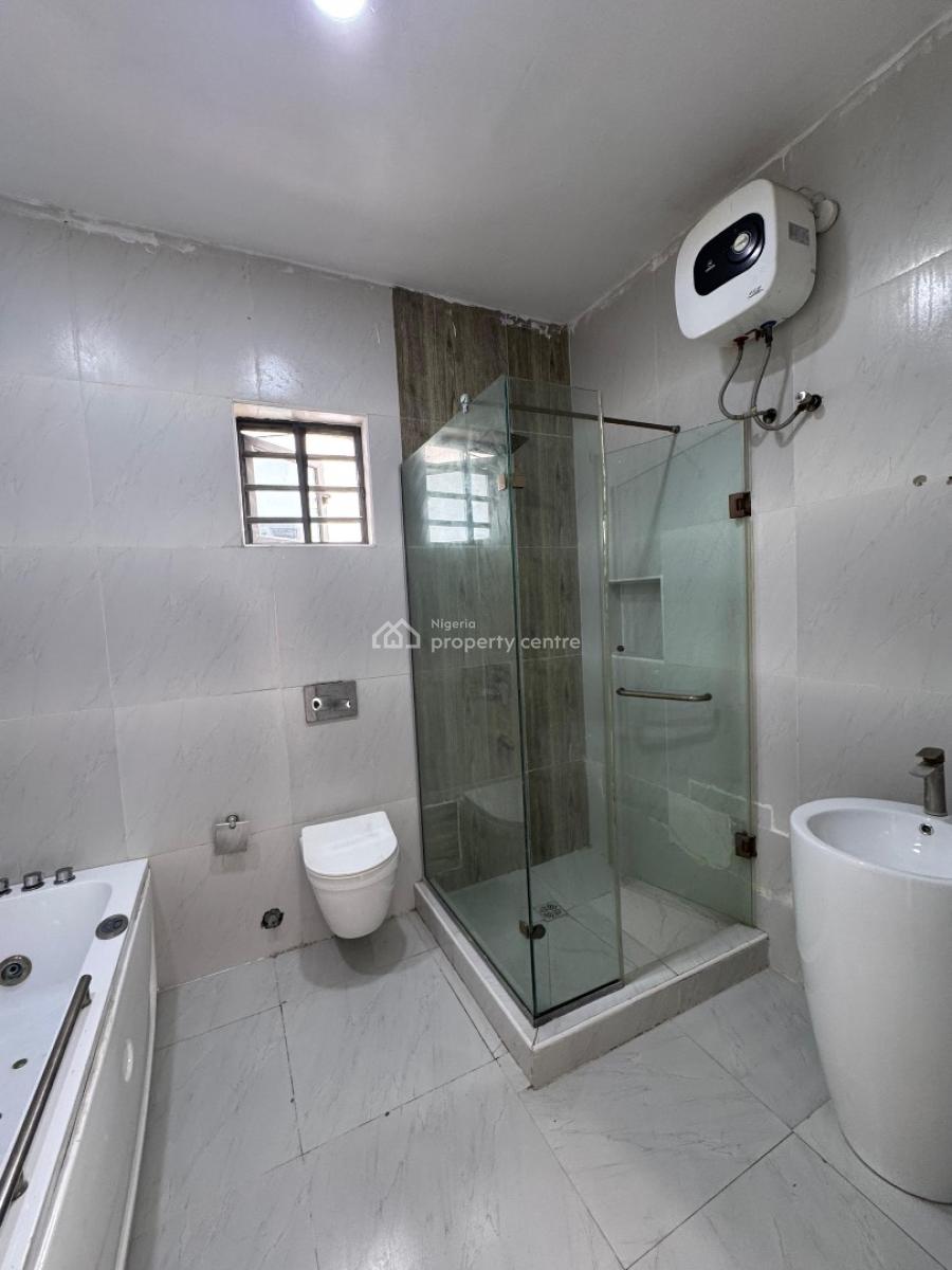 Well Maintained 4 Bedrooms Semi-detached Duplex with Bq, Ikate, Lekki, Lagos, Semi-detached Duplex for Rent