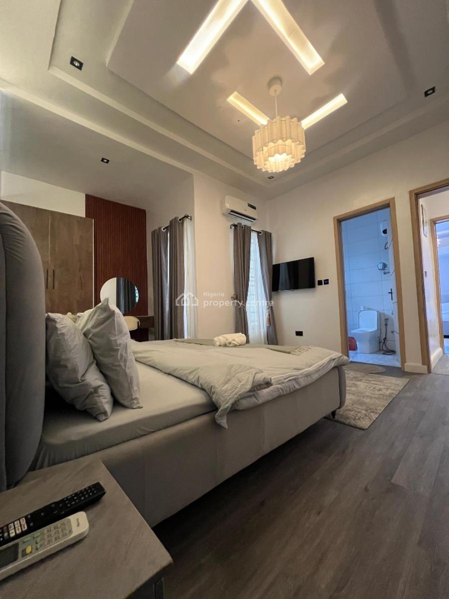 Fully Furnished & Serviced  2bedroom Apartment All Rooms En-suite, Ilasan, Lekki, Lagos, Flat / Apartment for Rent