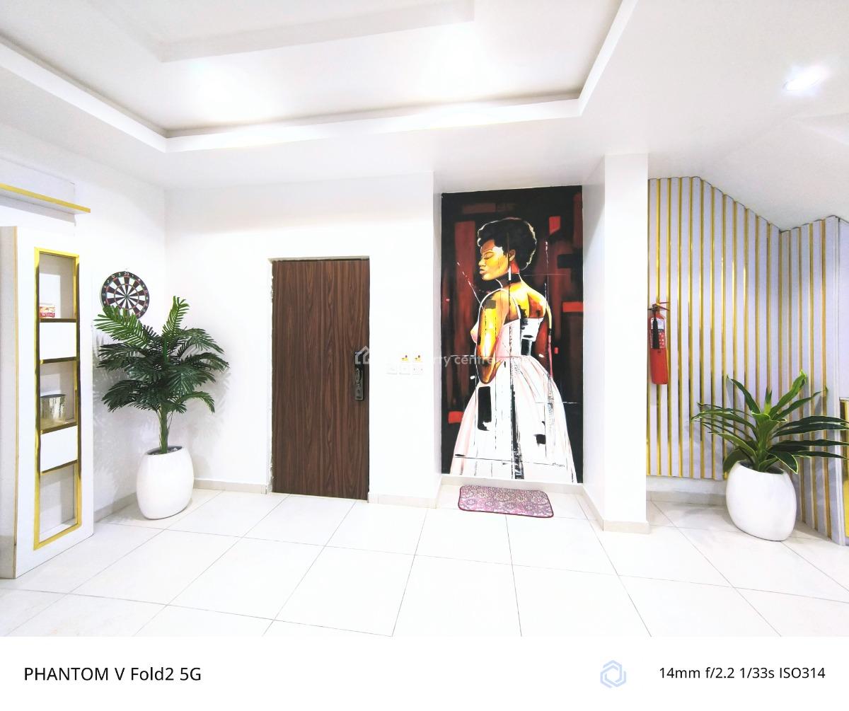 Luxurious 3bedroom Terrace Maisonnette, Off Freedom Way, Lekki Phase 1, Lekki, Lagos, Flat / Apartment for Sale