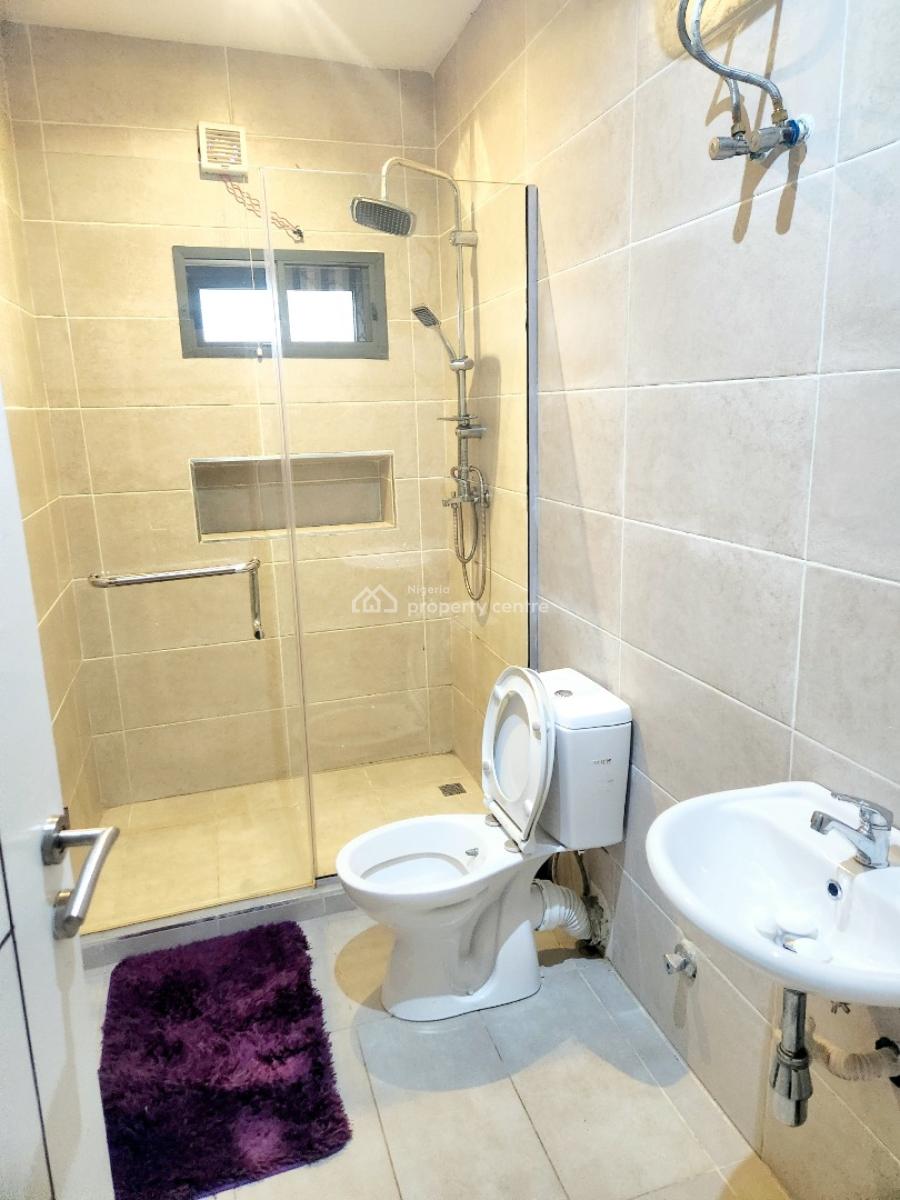 Luxurious 3bedroom Terrace Maisonnette, Off Freedom Way, Lekki Phase 1, Lekki, Lagos, Flat / Apartment for Sale