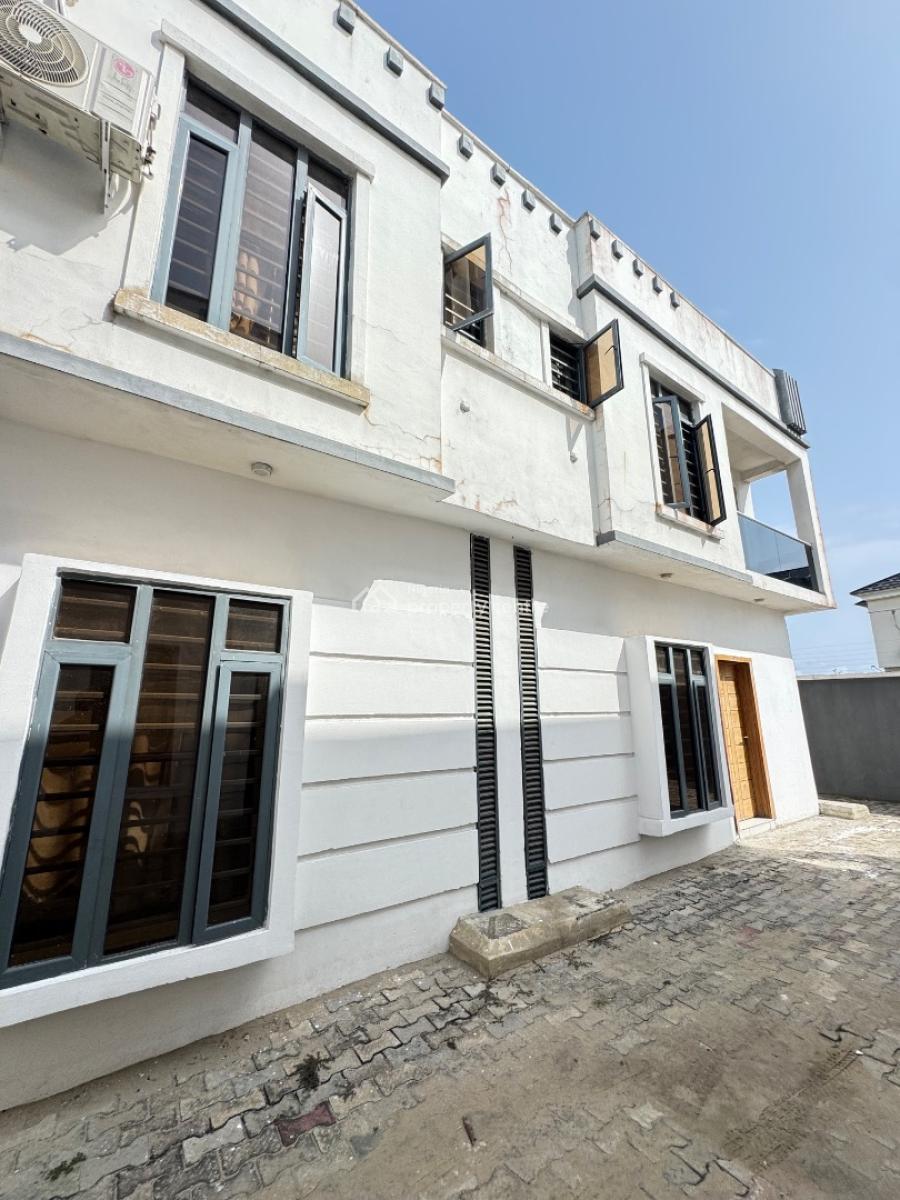 Nice Unfurnish 2 Bedroom Duplex Terrace Very  Spacious, Orchid Road Lekki, Lekki, Lagos, Terraced Duplex for Rent
