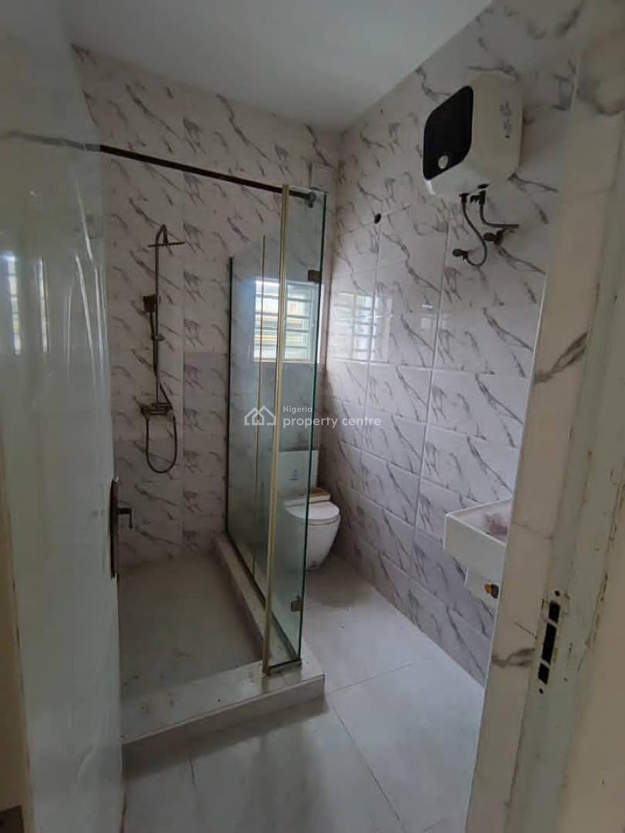 Luxury and Spacious Room Shared Apartment, Hopeville Estate, Sangotedo, Ajah, Lagos, Flat / Apartment for Rent