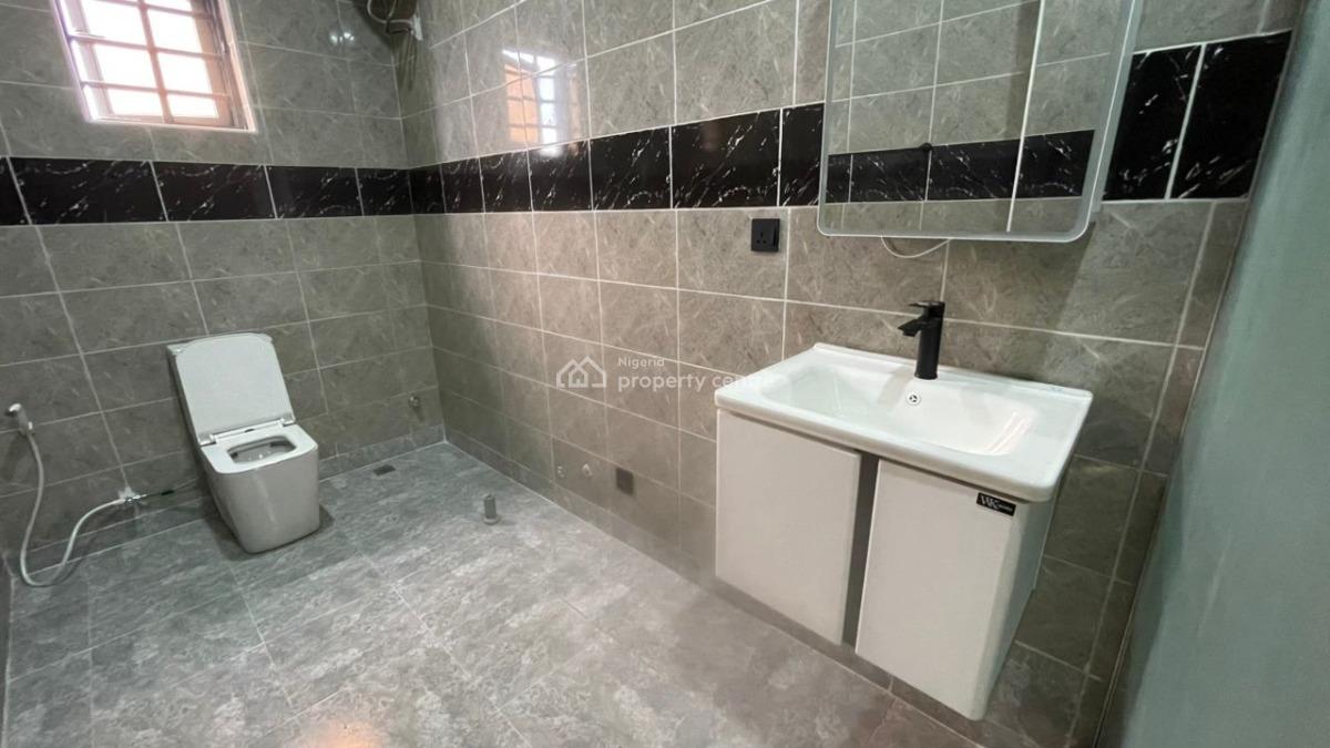 Tastefully Built Spacious  Detached 5bedroom and Bq, Secured Ambient, Abijo, Lekki, Lagos, Detached Duplex for Sale