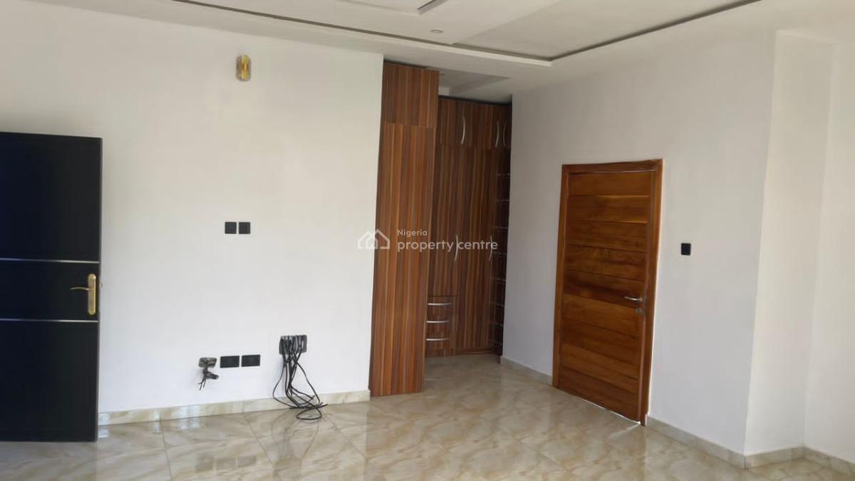 Tastefully Built Spacious  Detached 5bedroom and Bq, Secured Ambient, Abijo, Lekki, Lagos, Detached Duplex for Sale