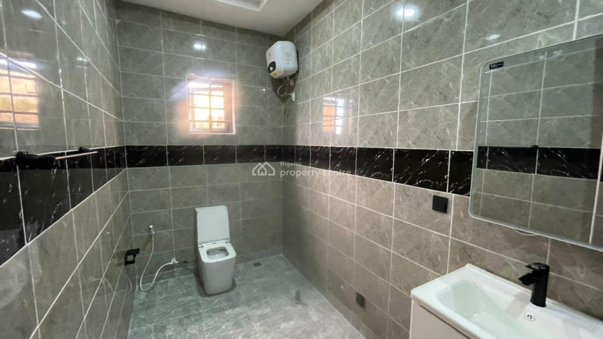 Tastefully Built Spacious  Detached 5bedroom and Bq, Secured Ambient, Abijo, Lekki, Lagos, Detached Duplex for Sale