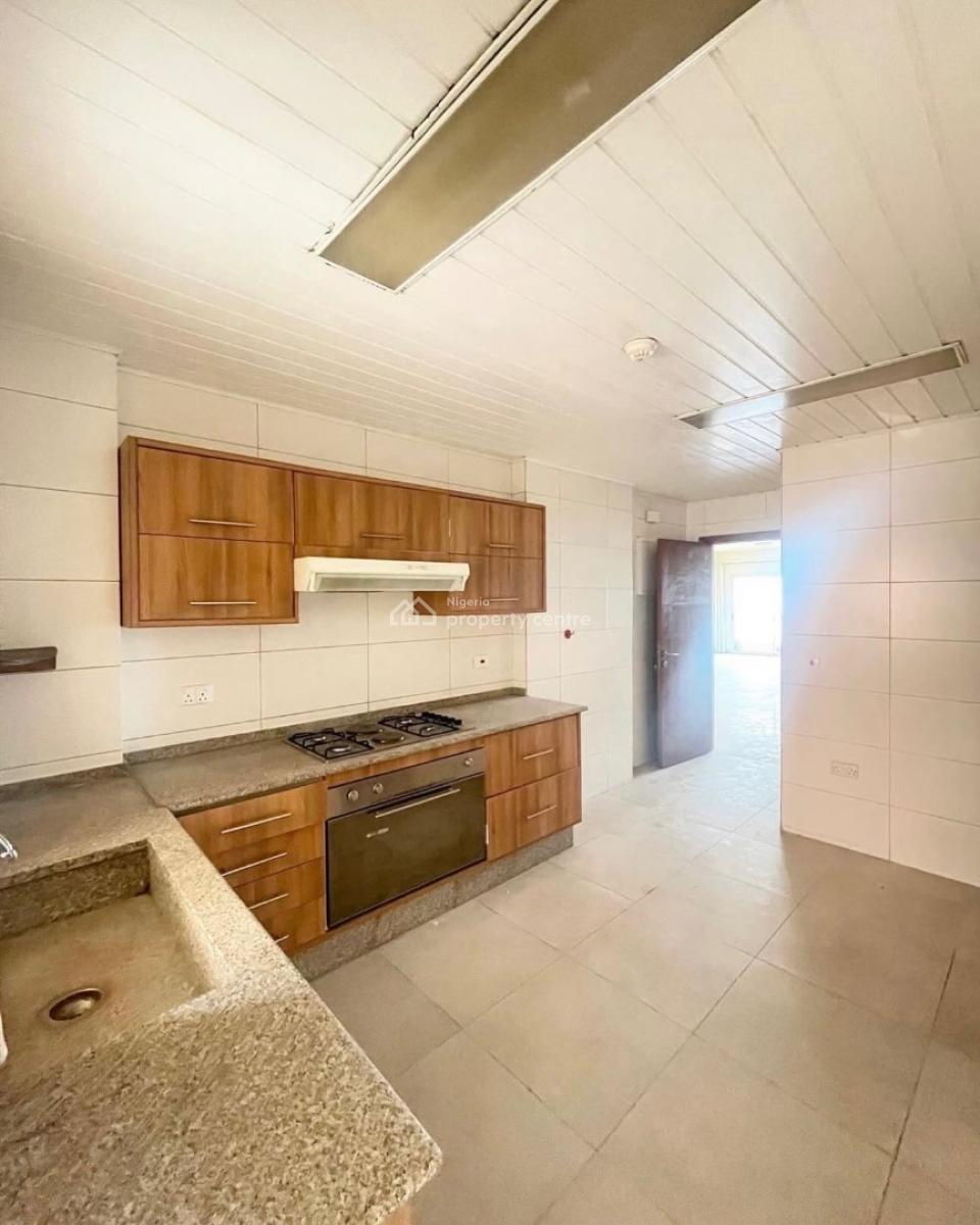 Well Built 3 Bedroom Apartment with Pool, Elevator and Gym, Fully Serviced 3 Bedroom Apartment for Rent, Banana Island, Ikoyi, Lagos, Flat / Apartment for Rent