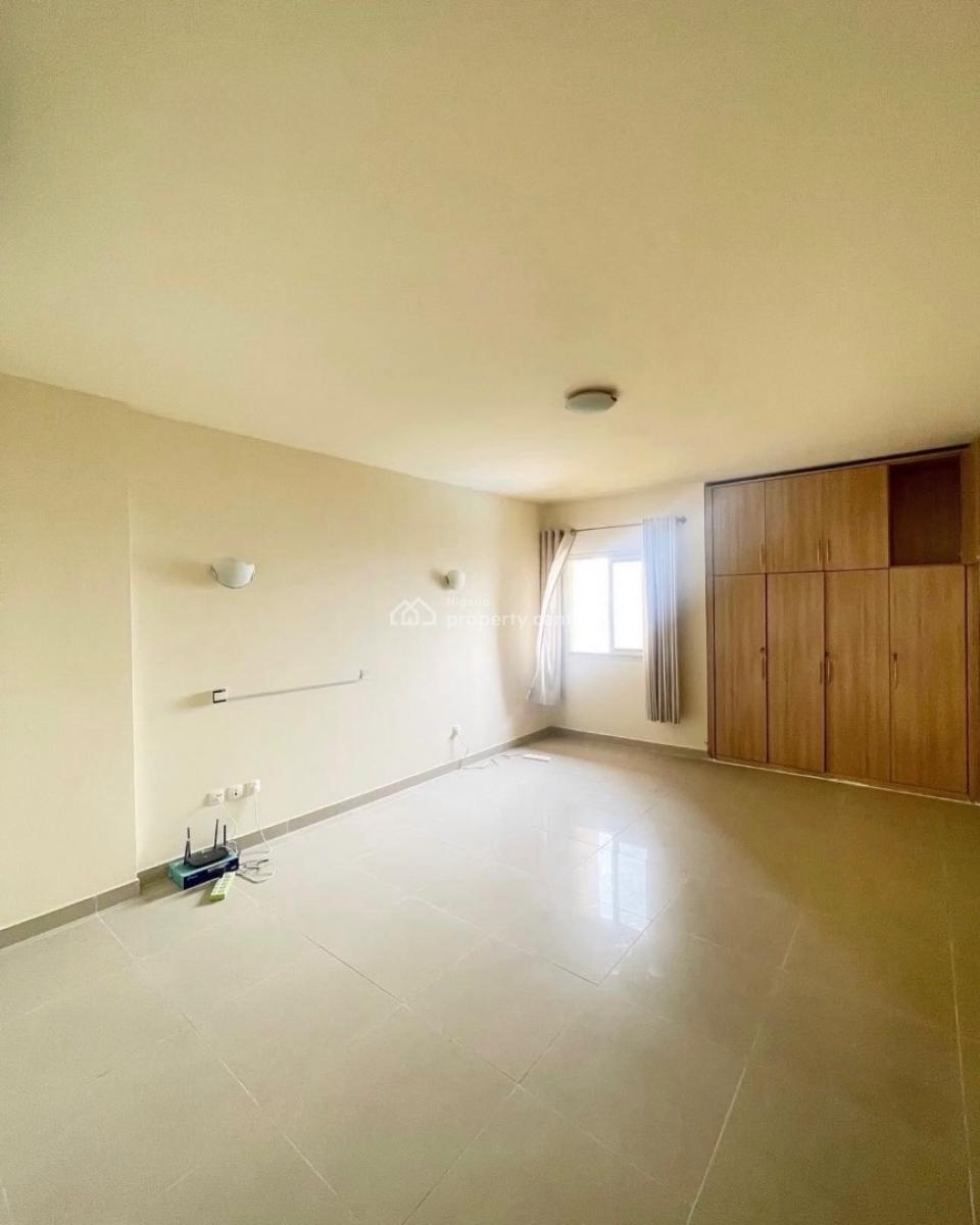 Well Built 3 Bedroom Apartment with Pool, Elevator and Gym, Fully Serviced 3 Bedroom Apartment for Rent, Banana Island, Ikoyi, Lagos, Flat / Apartment for Rent