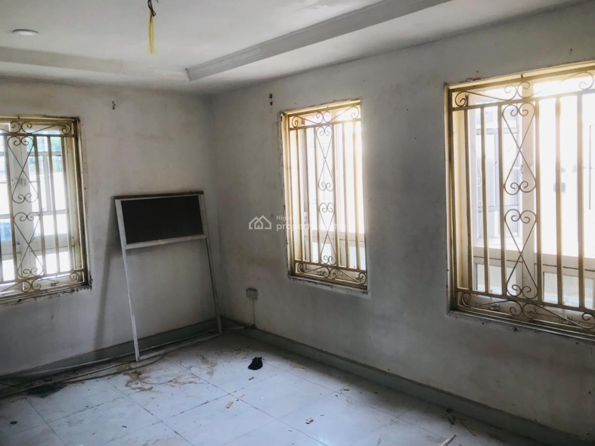 Renovated 2 Bedrooms Flat, Gwarinpa, Abuja, Flat / Apartment for Rent