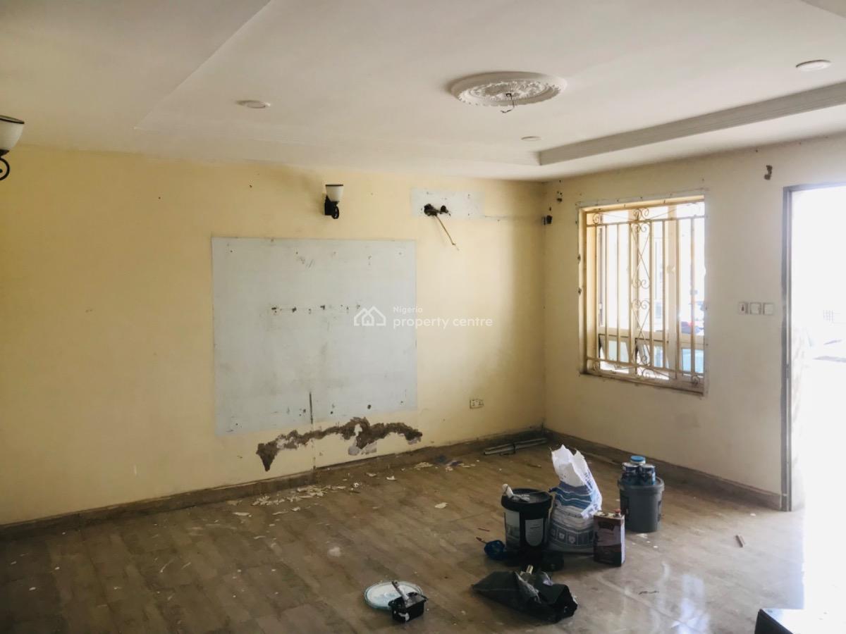 Renovated 2 Bedrooms Flat, Gwarinpa, Abuja, Flat / Apartment for Rent