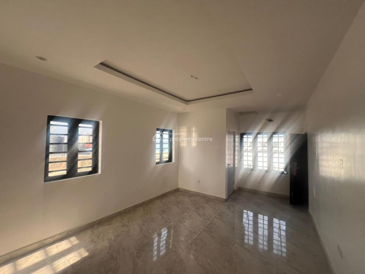 1 Bedroom Apartment, Ologolo, Ologolo, Lekki, Lagos, Self Contain (single Rooms) for Sale