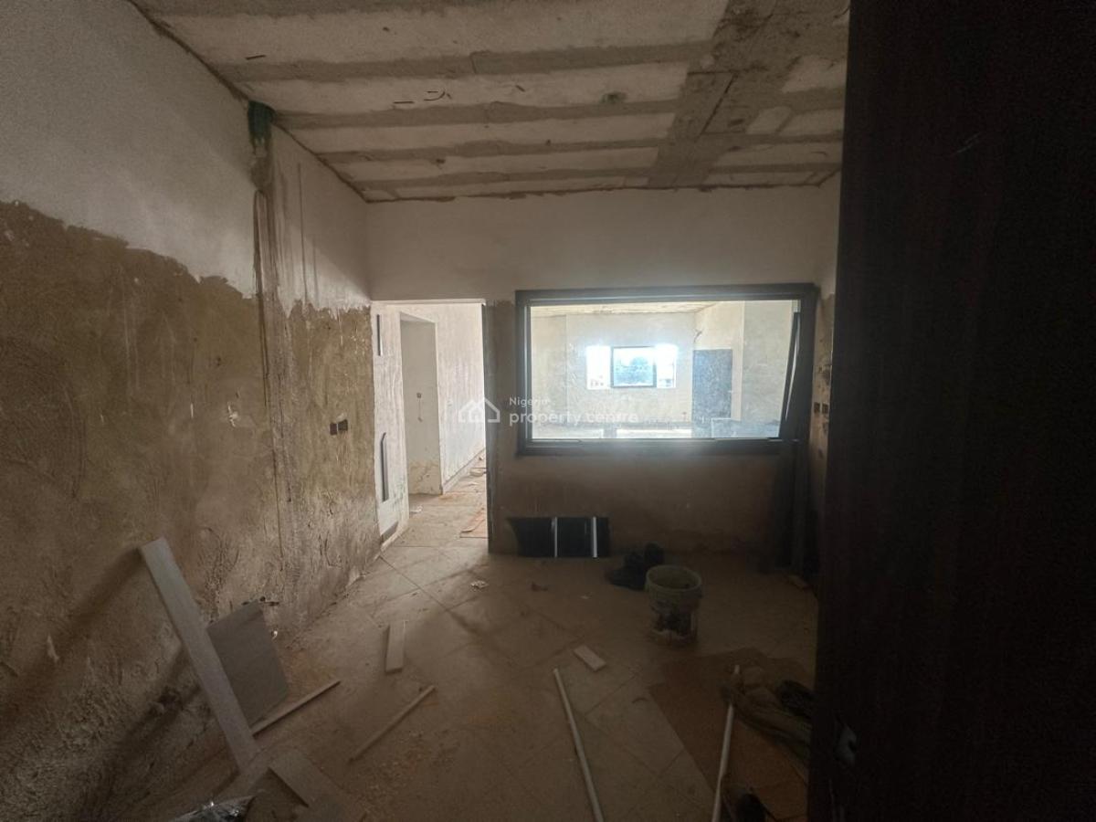 Luxury 3 Bedroom Flat with Excellent Facilities, Mcneil Road, Sabo, Yaba, Lagos, Flat / Apartment for Sale