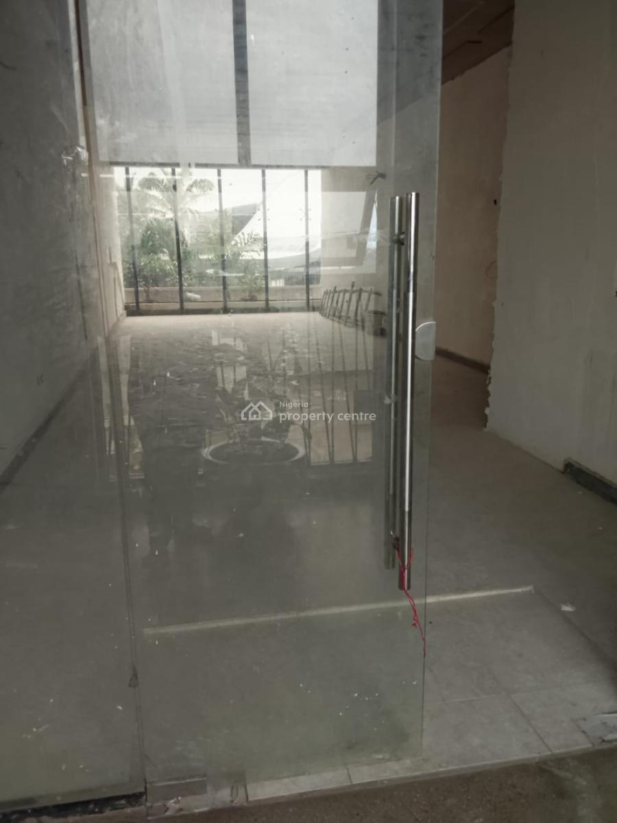 Strategically Located 66sqm Office / Shop, Wuse 2, Abuja, Office Space for Rent